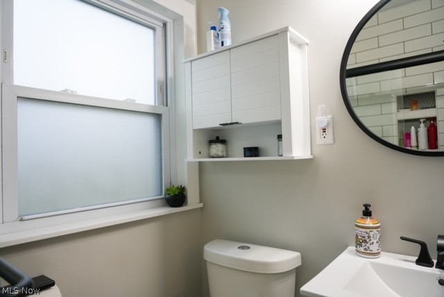 1422 Lander Road Cleveland, OH 44124 - Photo 13 of 30