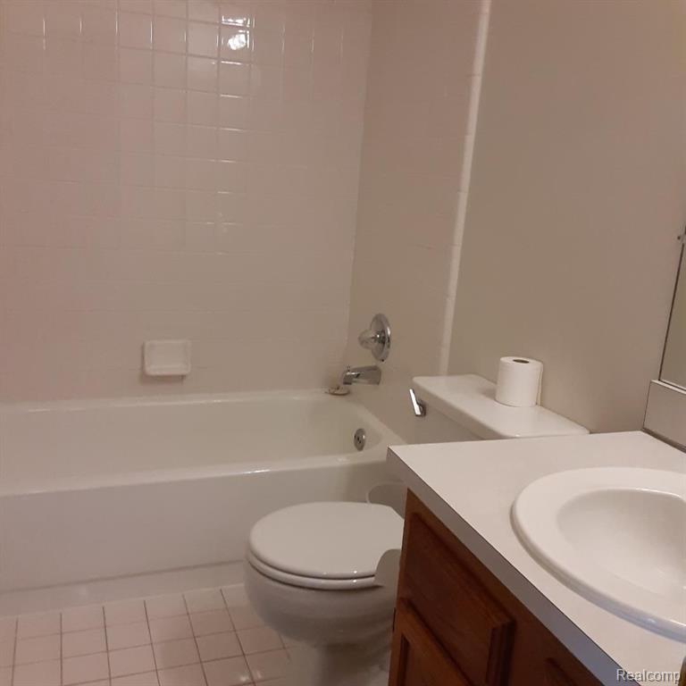 4672 East 10 Mile Road Warren, MI 48091 - Photo 11 of 14