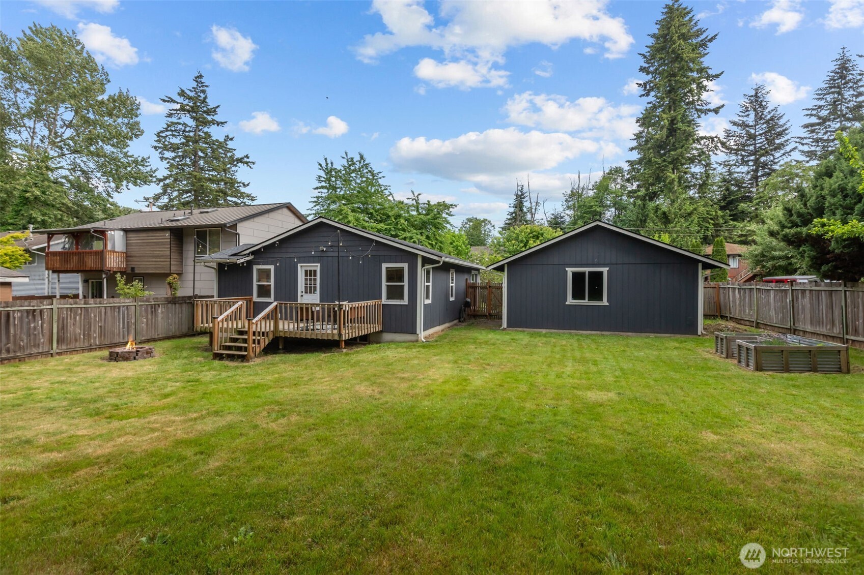 2015 104th Street Southwest Everett, WA 98204 - Photo 32 of 37