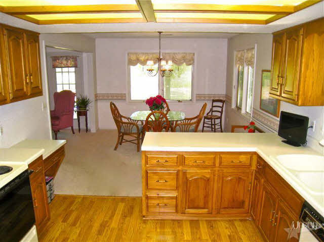 11831 Church Road Decatur, IN 46733 - Photo 14 of 28