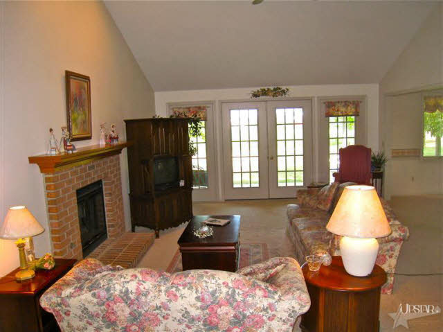 11831 Church Road Decatur, IN 46733 - Photo 6 of 28