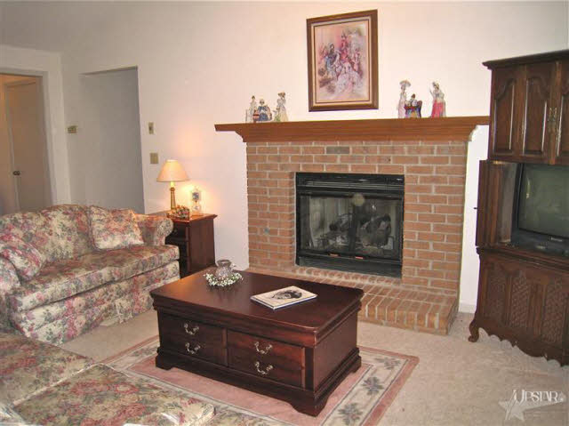 11831 Church Road Decatur, IN 46733 - Photo 8 of 28