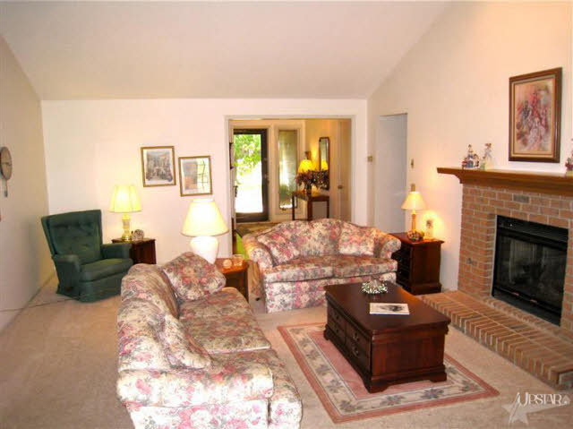 11831 Church Road Decatur, IN 46733 - Photo 9 of 28