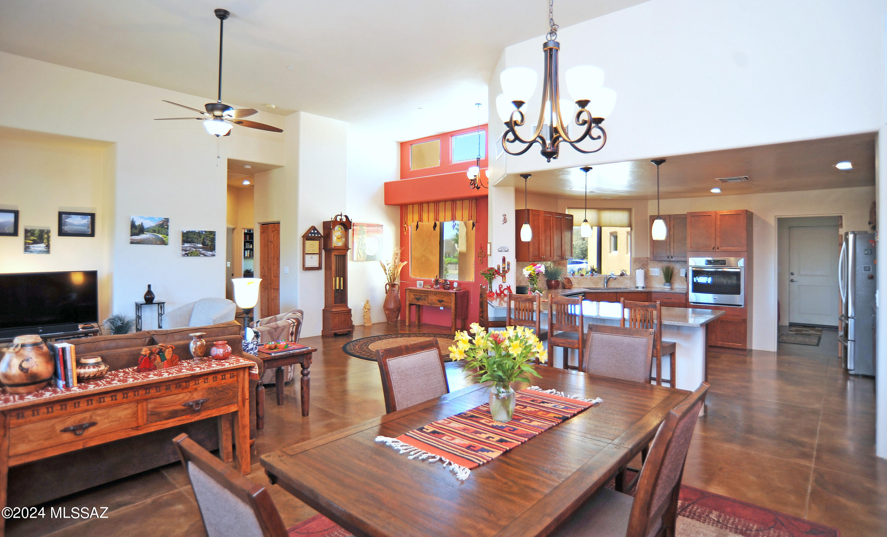 8257 Sunset Ranch Loop Tucson, AZ 85743 - Photo 3 of 43 Gallery Image 3