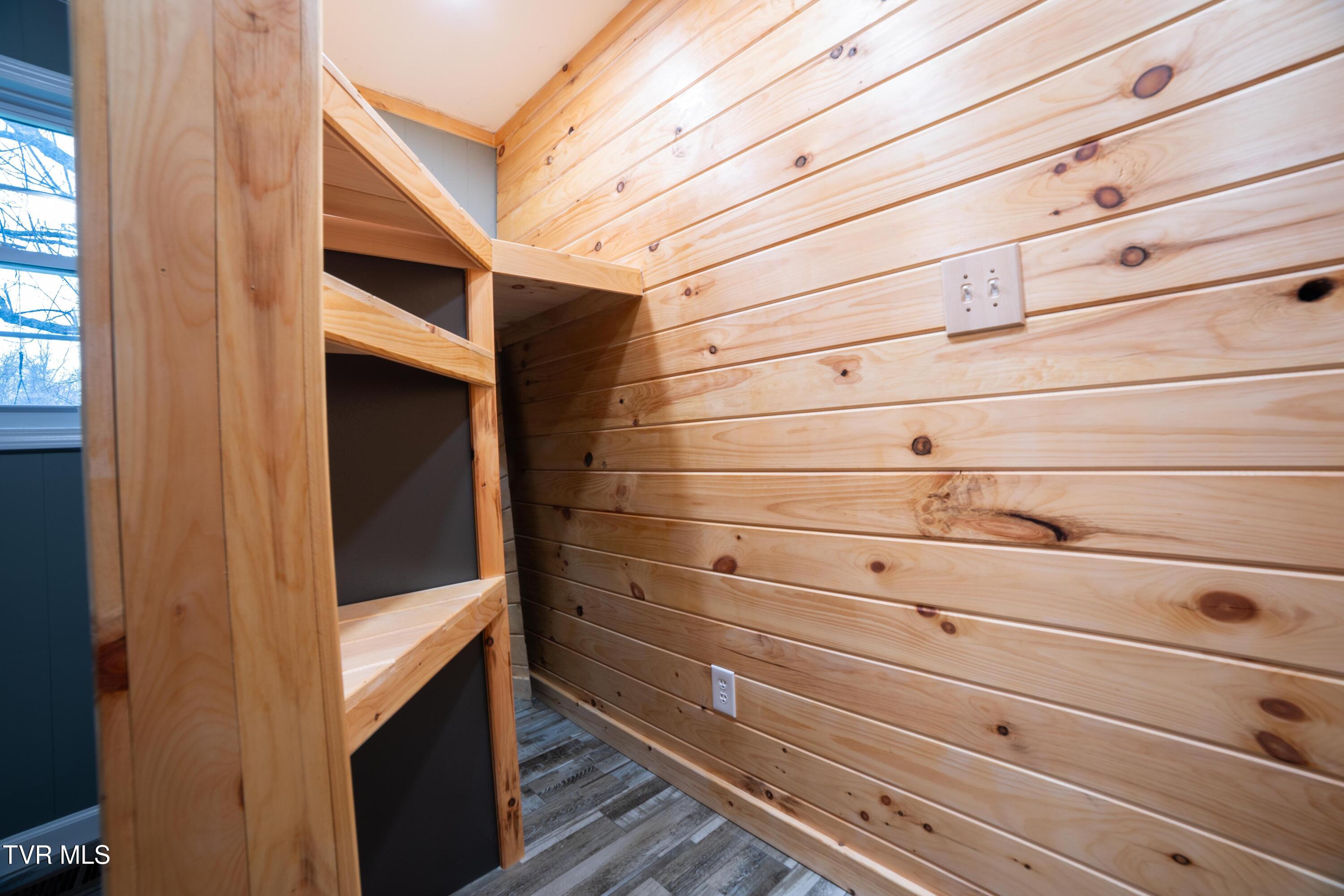 681 Princeton Road Johnson City, TN 37601 - Photo 19 of 37 Bedroom closet