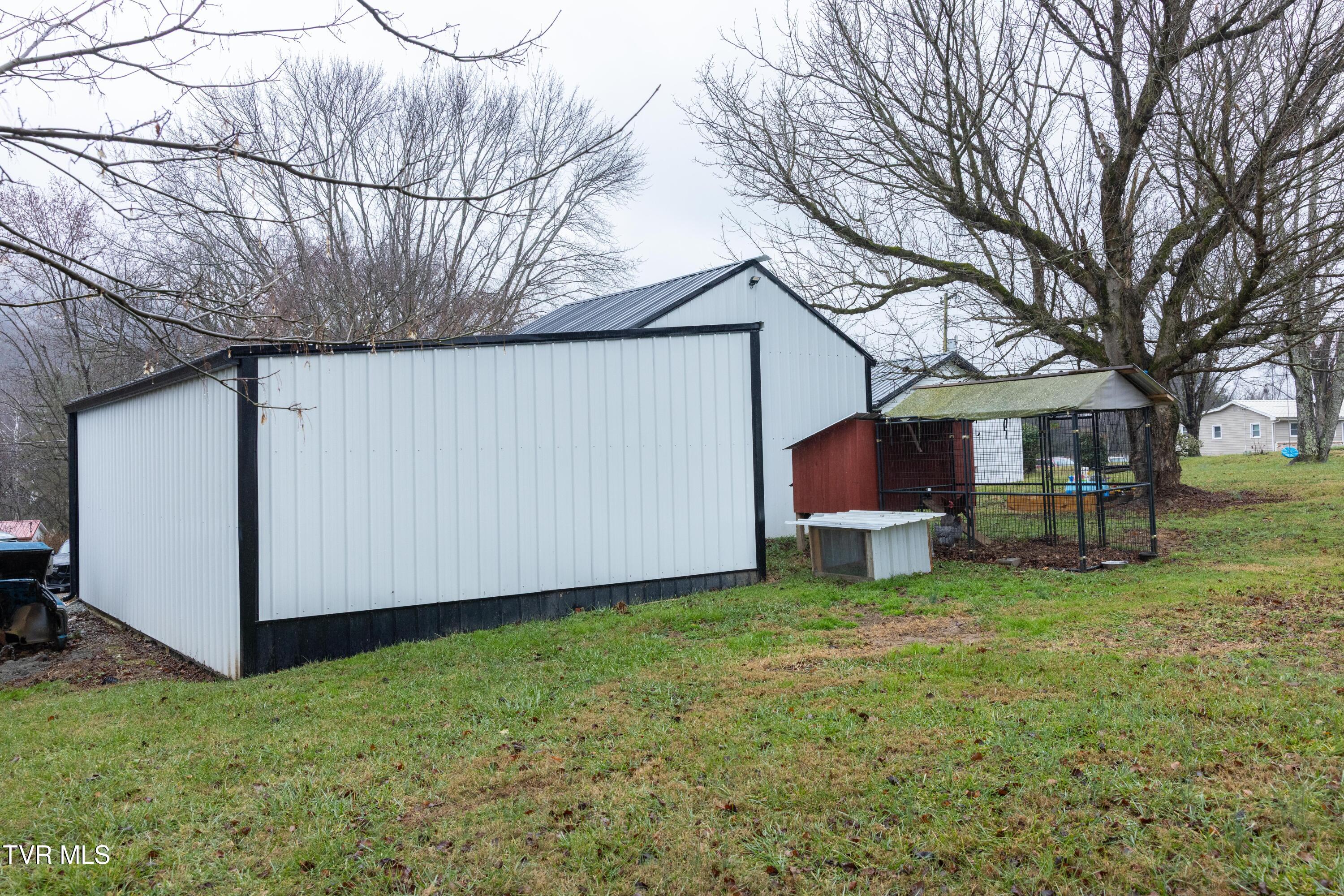 681 Princeton Road Johnson City, TN 37601 - Photo 31 of 37 outbuildings