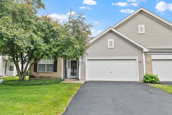 $255,000 | 1527 Waterside Drive, Unit 1527, DeKalb, IL 60115