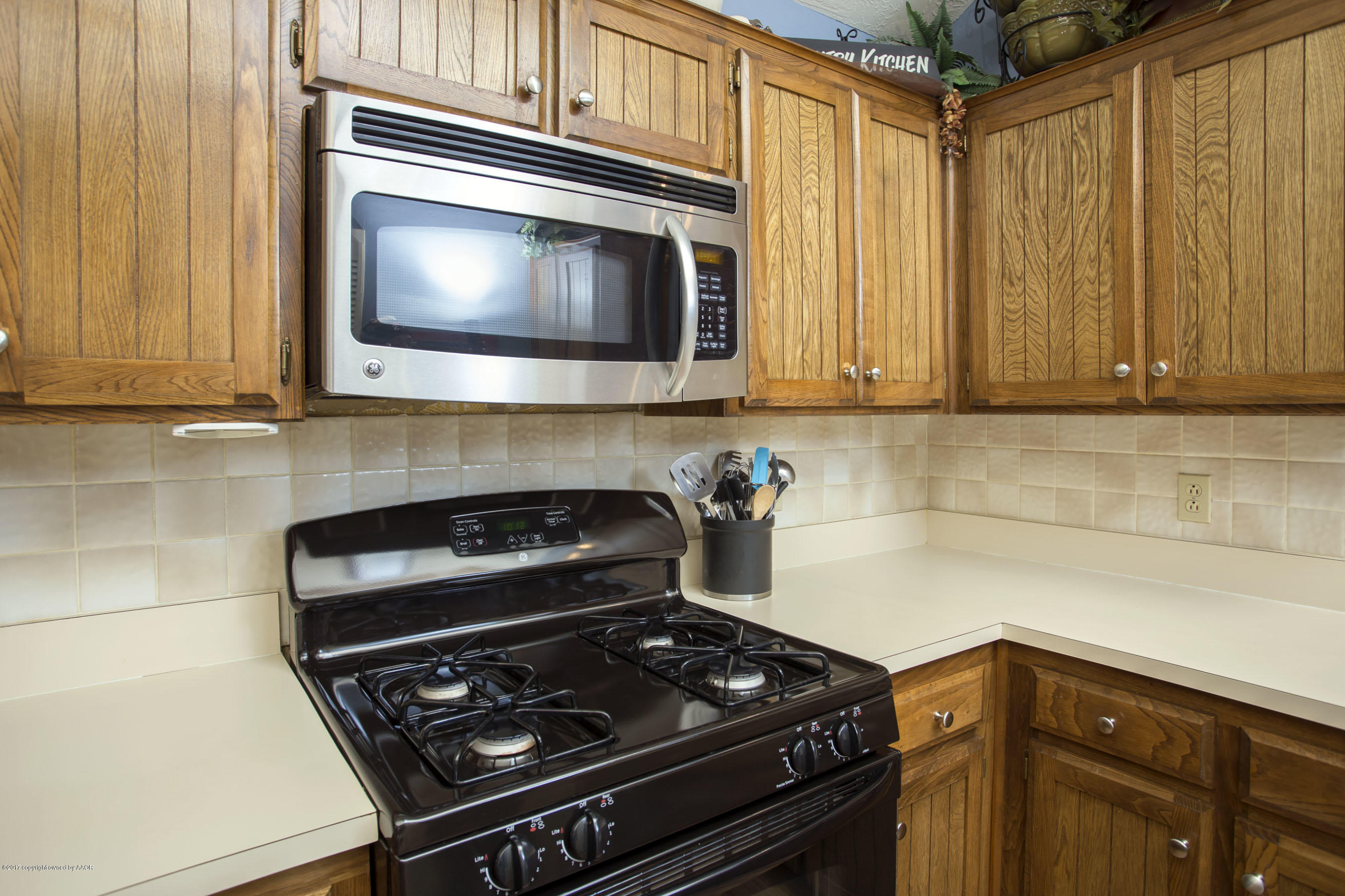 8306 Ranier Drive Amarillo, TX 79110 - Photo 11 of 28 011