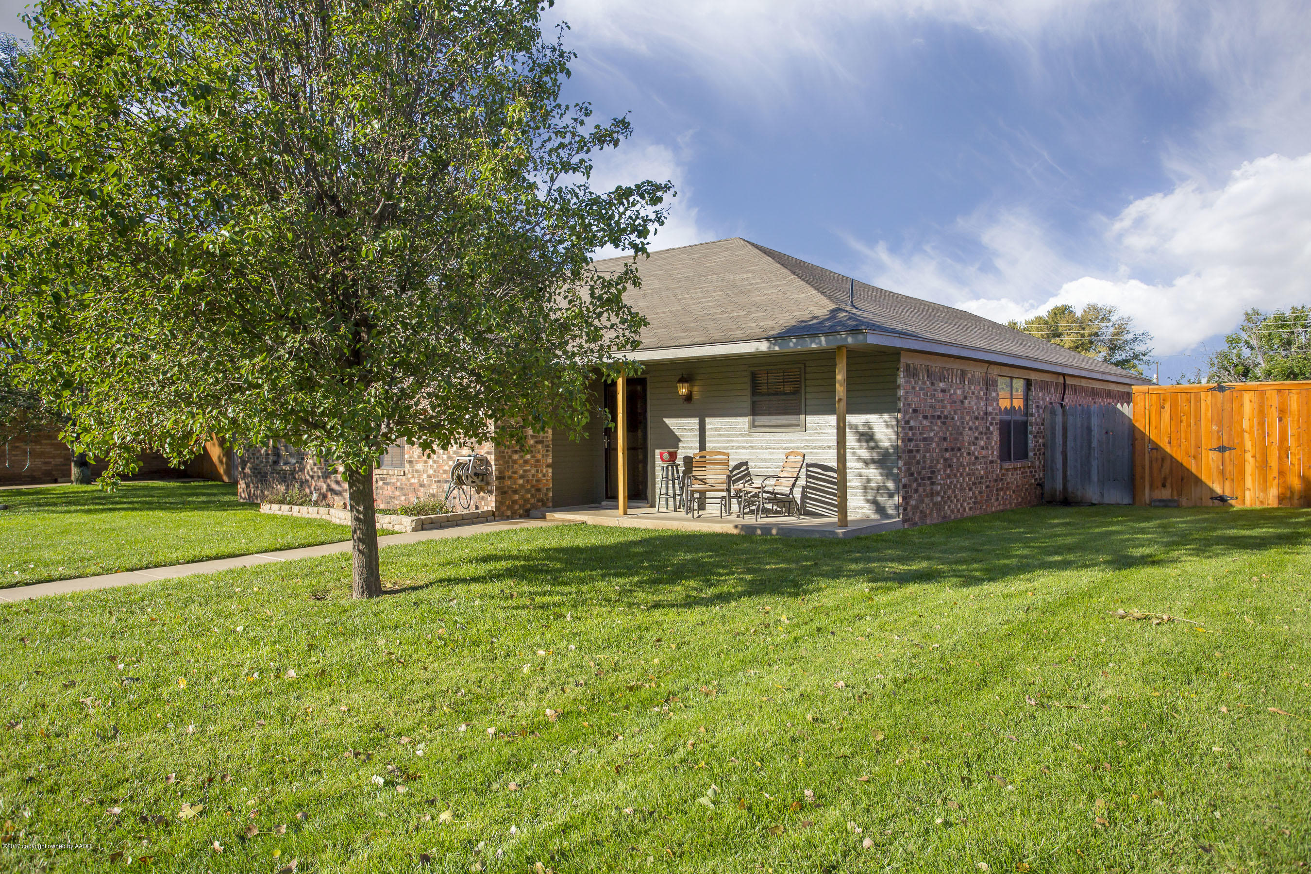 8306 Ranier Drive Amarillo, TX 79110 - Photo 2 of 28 002
