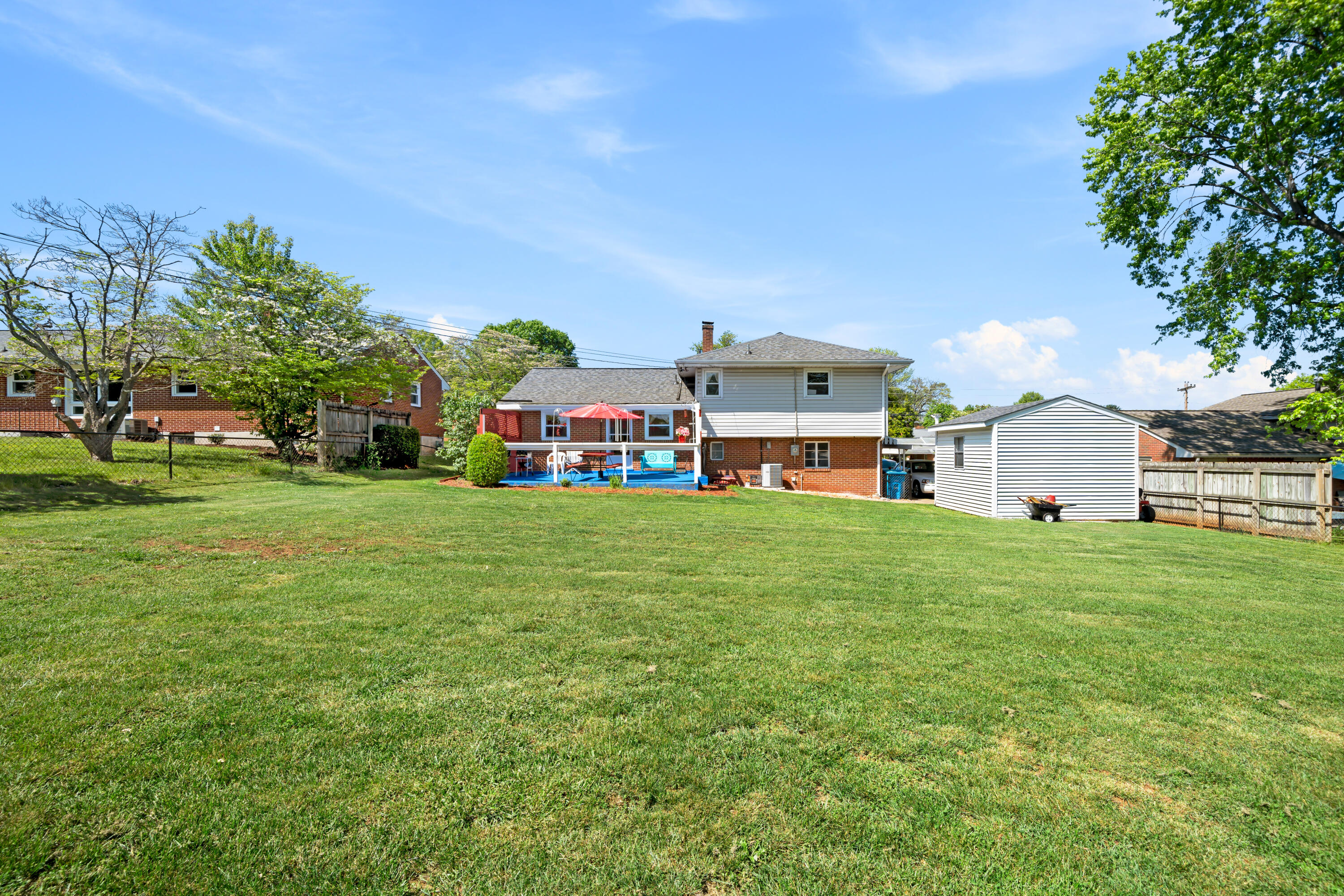 133 Frontier Road Northeast Roanoke, VA 24012 - Photo 18 of 18 Convenient location