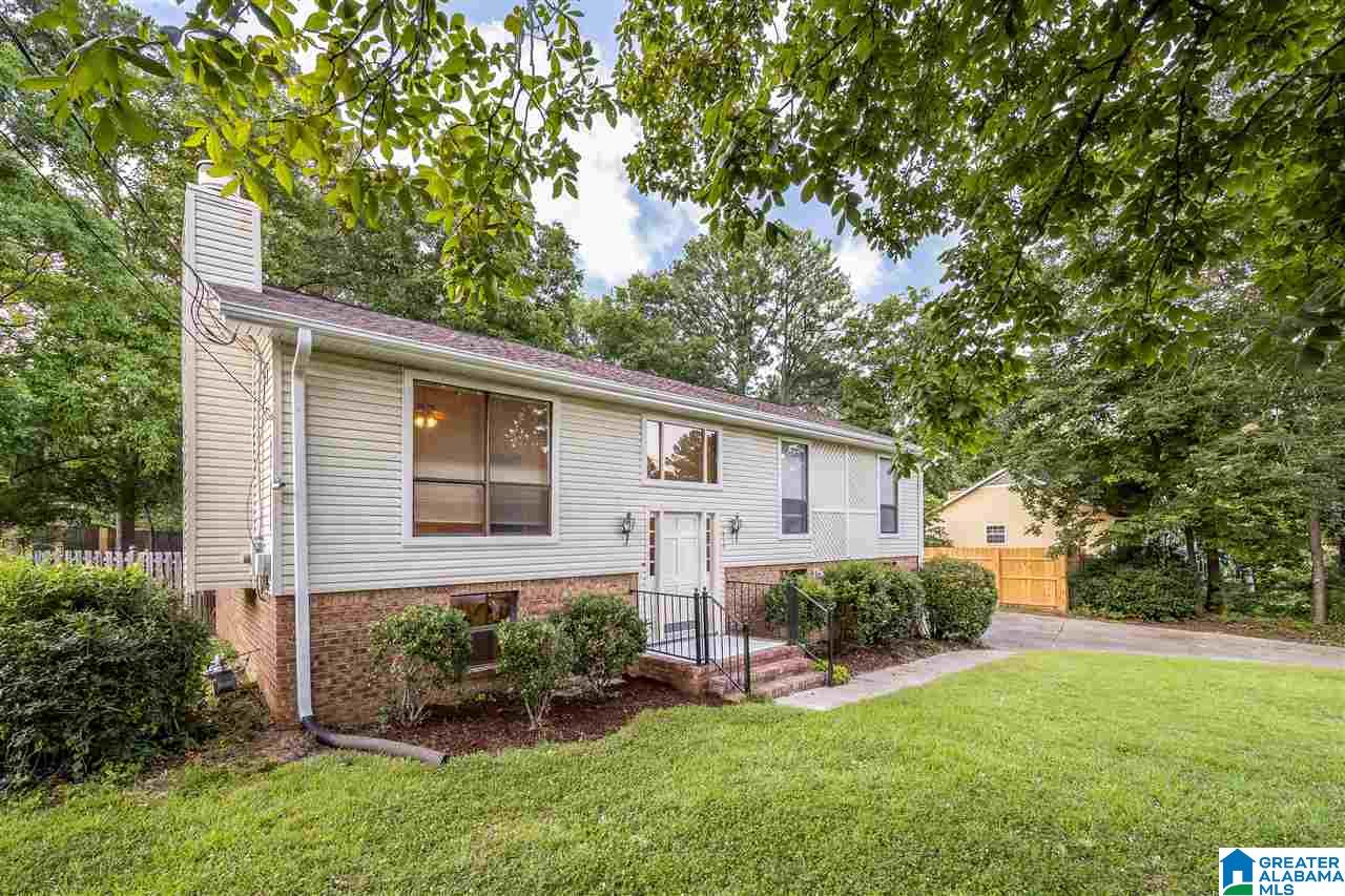 1210 6th Avenue Northwest Alabaster, AL 35007 - Photo 3 of 22