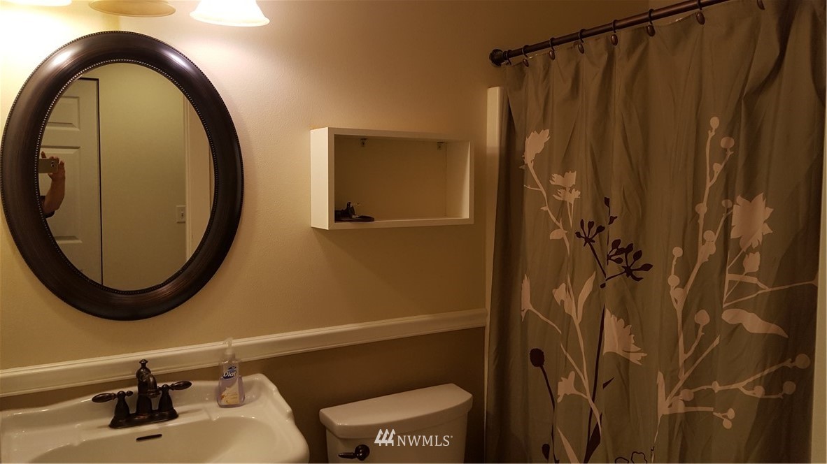 13481 Forsman Road Southeast Olalla, WA 98359 - Photo 13 of 20 Gallery Image 13