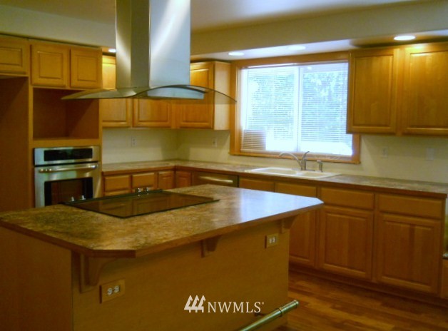 13481 Forsman Road Southeast Olalla, WA 98359 - Photo 3 of 20 Gallery Image 3