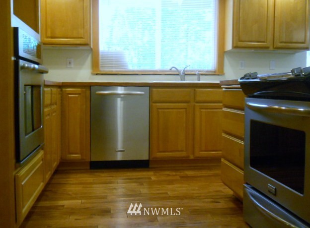13481 Forsman Road Southeast Olalla, WA 98359 - Photo 4 of 20 Gallery Image 4