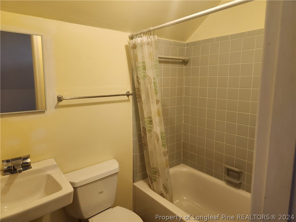 5201 Hampton Road Fayetteville, NC 28311 - Photo 13 of 17 Gallery Image 13
