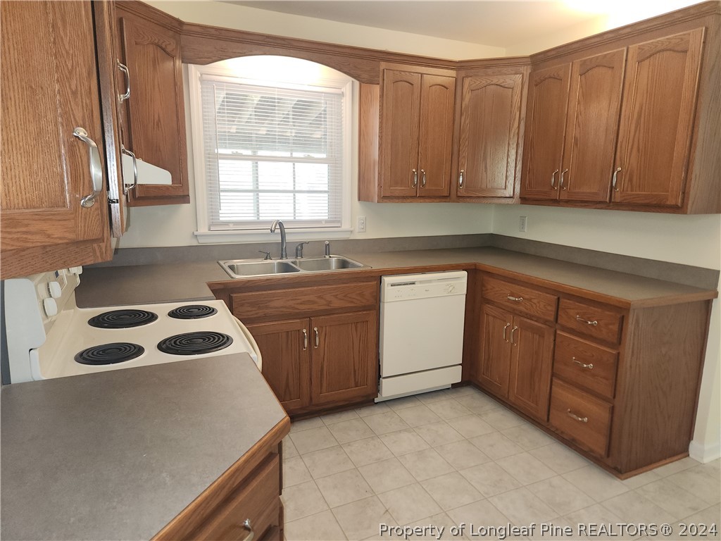 5201 Hampton Road Fayetteville, NC 28311 - Photo 4 of 17 Gallery Image 4