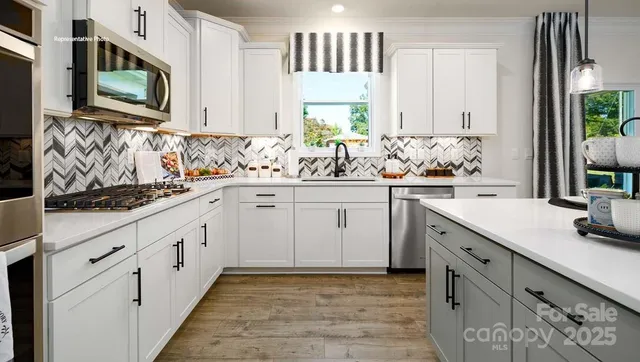 $575,000 | 7154 Sylvan Retreat Drive, Denver, NC 28037