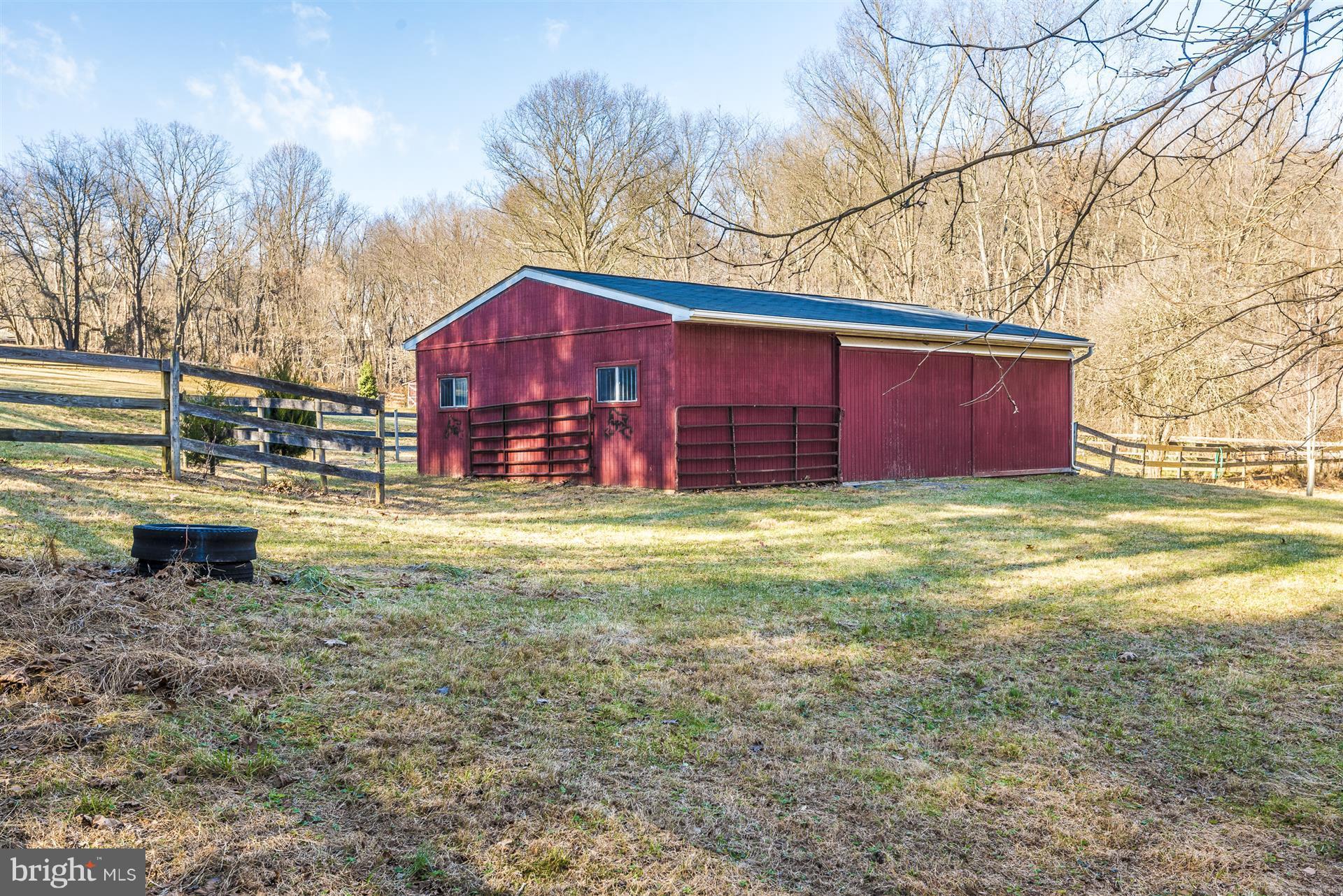 3931 Harrisville Road Mount Airy, MD 21771 - Photo 25 of 28 24x36 barn with fencing