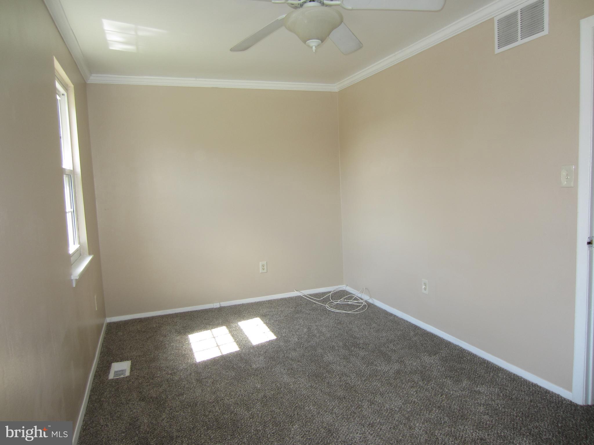 119 Bar Harbor Road Pasadena, MD 21122 - Photo 17 of 29 Gallery Image 17