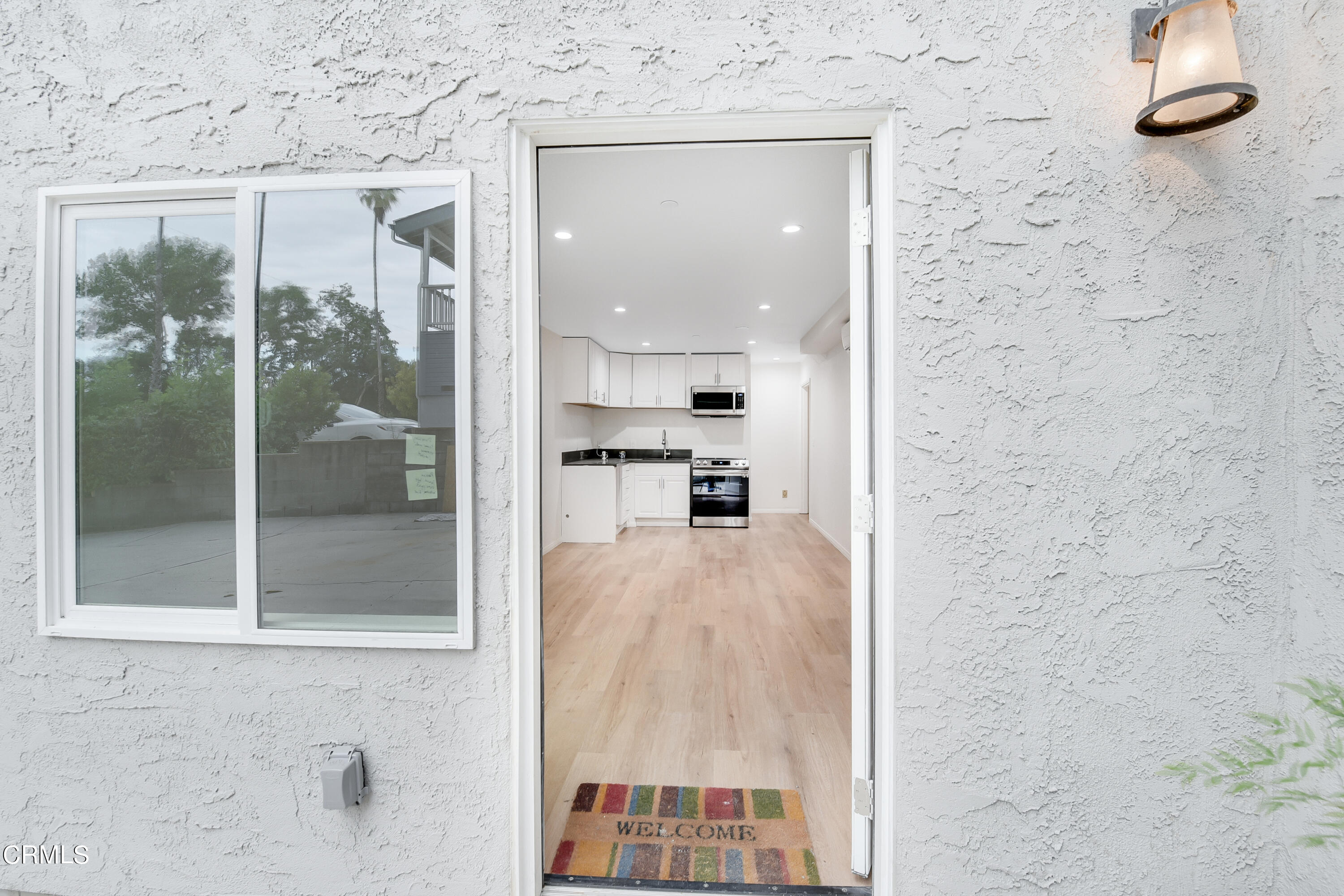 296 Foothill Drive Fillmore, CA 93015 - Photo 5 of 17 a view of a bathroom with a tub shower