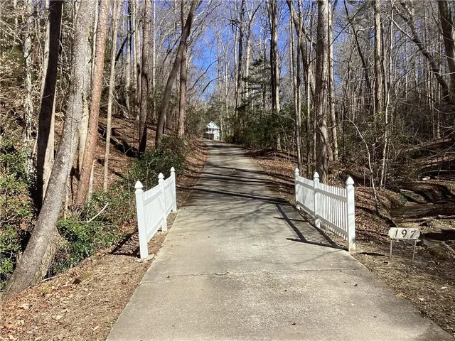 $589,000 | 197 Holly Lane, Dahlonega, GA 30533
