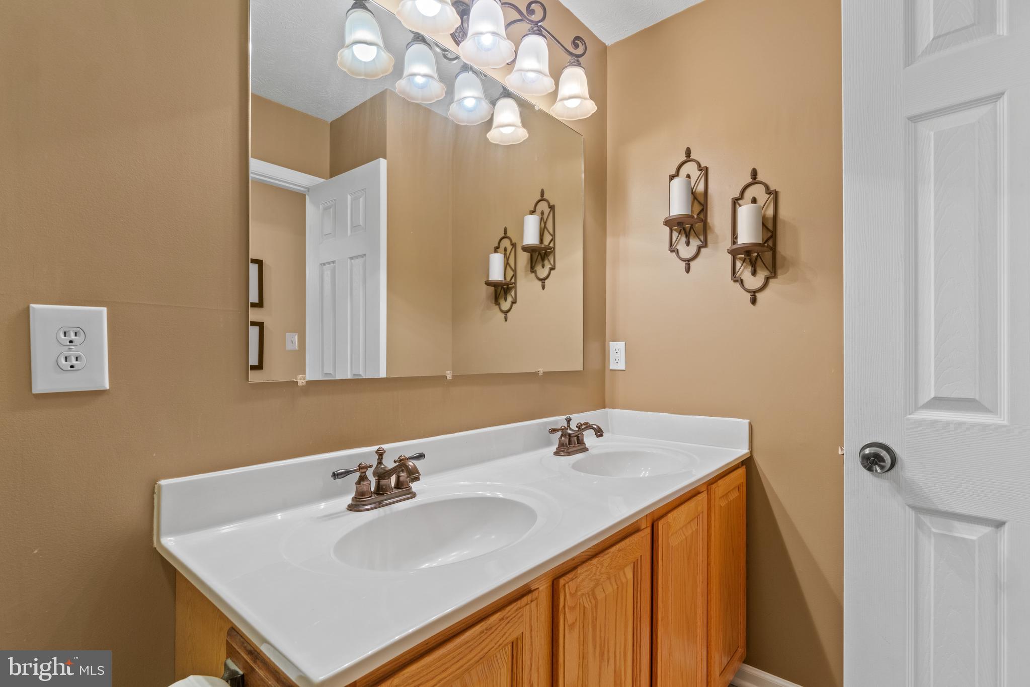21894 Blue Ridge Mountain Road Paris, VA 20130 - Photo 28 of 39 Gallery Image 28
