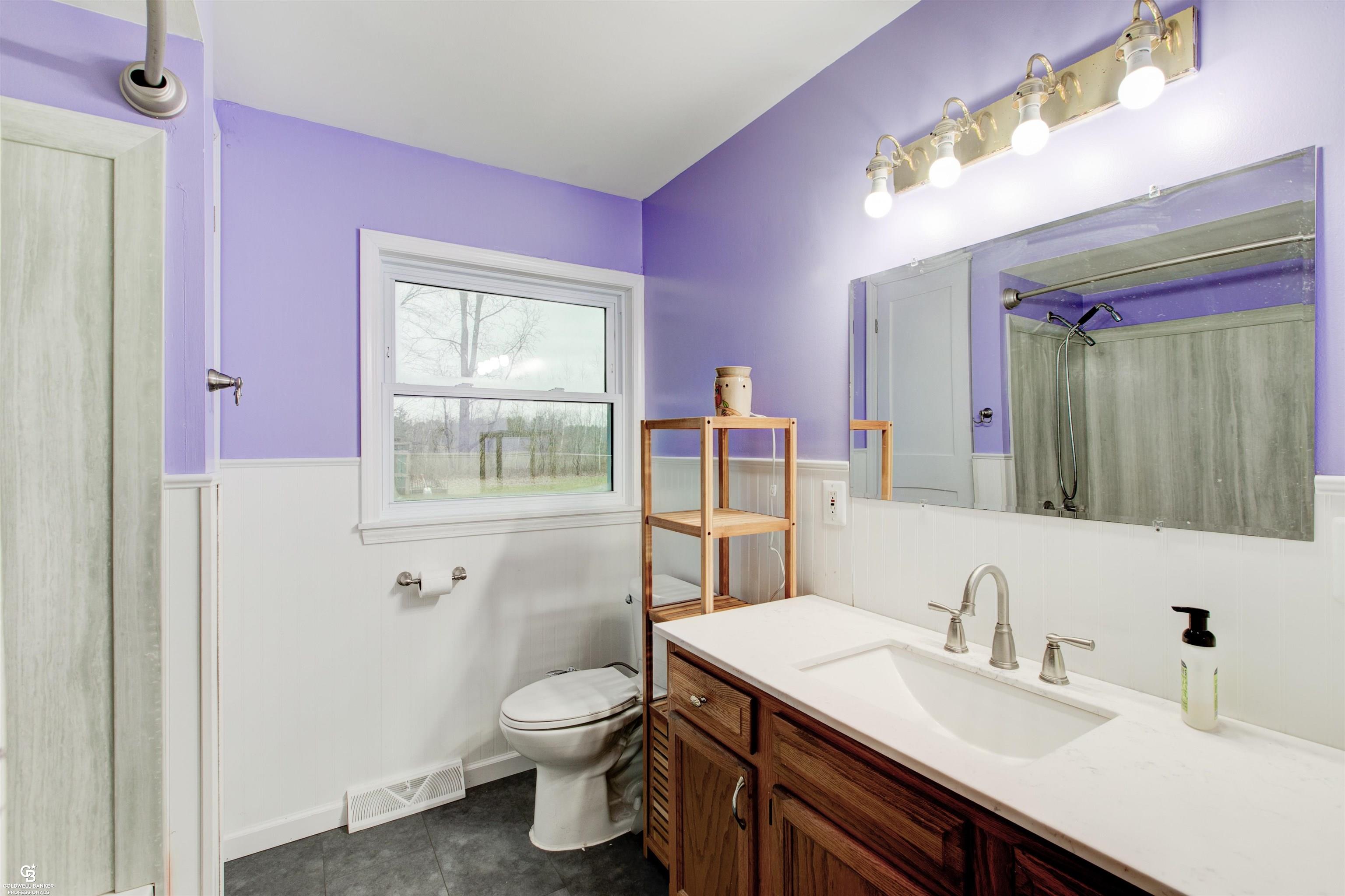 5258 Fitzgerald Road St. Clair, MI 48079 - Photo 18 of 21 50163327-1b04c2b3-9bf8-4932-850d-a0df316984cf.JPG