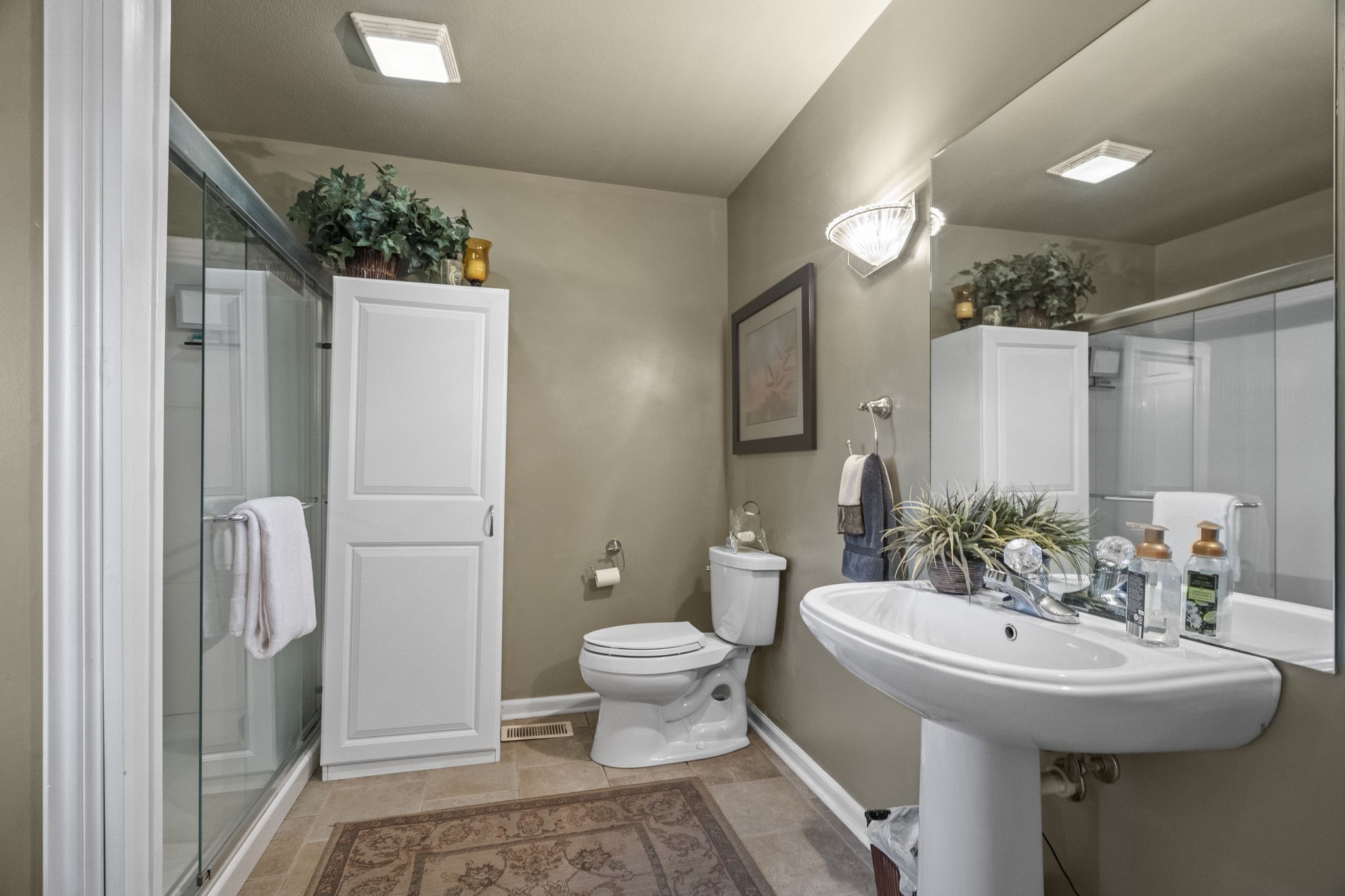 4760 Barren Plains Road Springfield, TN 37172 - Photo 22 of 47 a bathroom with a sink toilet and shower