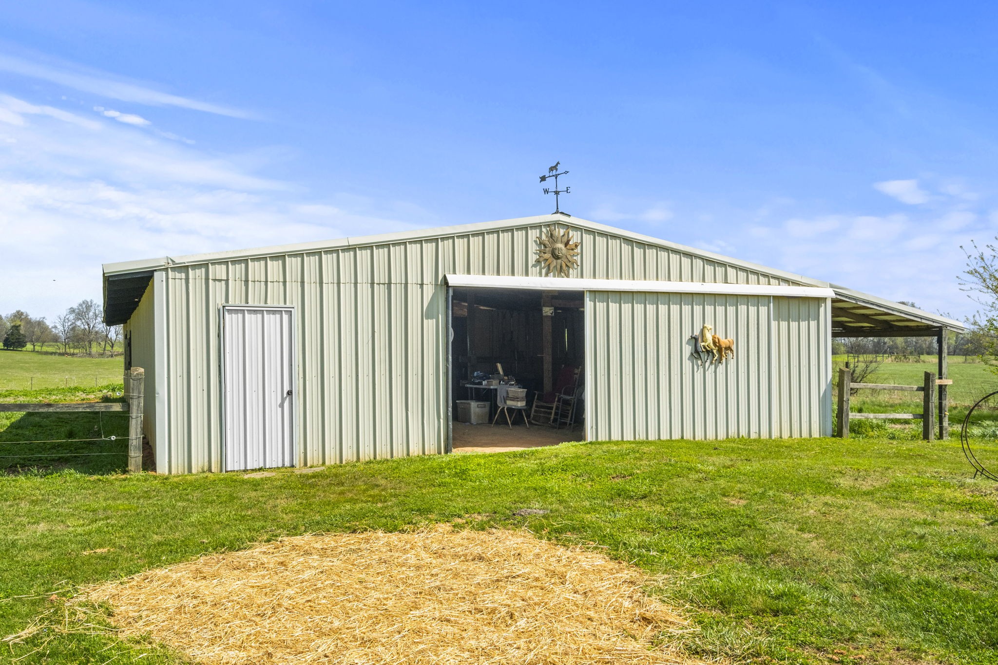 4760 Barren Plains Road Springfield, TN 37172 - Photo 44 of 47 a front view of a house with a garden