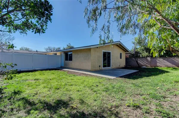 $2,850 | 270 Joann Street, Unit B, Costa Mesa, CA 92626