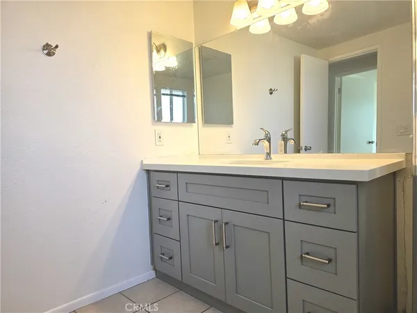 $2,850 | 270 Joann Street, Unit B, Costa Mesa, CA 92626