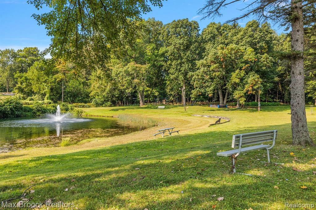 1496 Rochingham Drive Rochester Hills, MI 48309 - Photo 25 of 26 Gallery Image 25