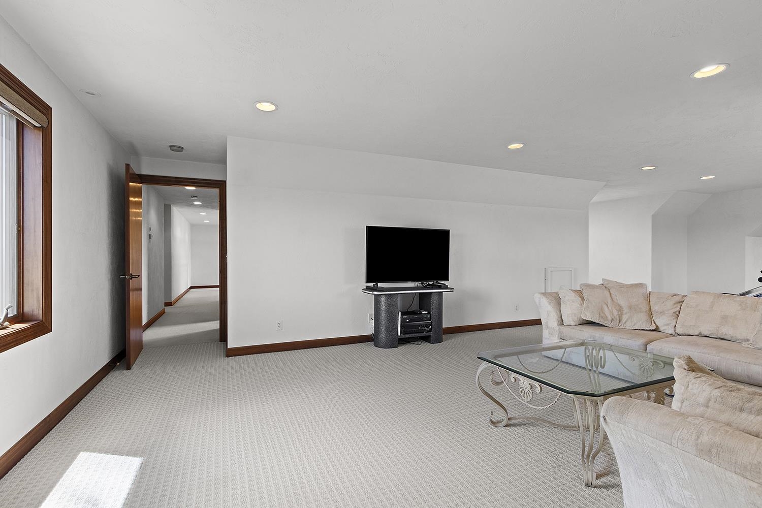 W7415 Ridgetop Drive Neenah, WI 54956 - Photo 28 of 55