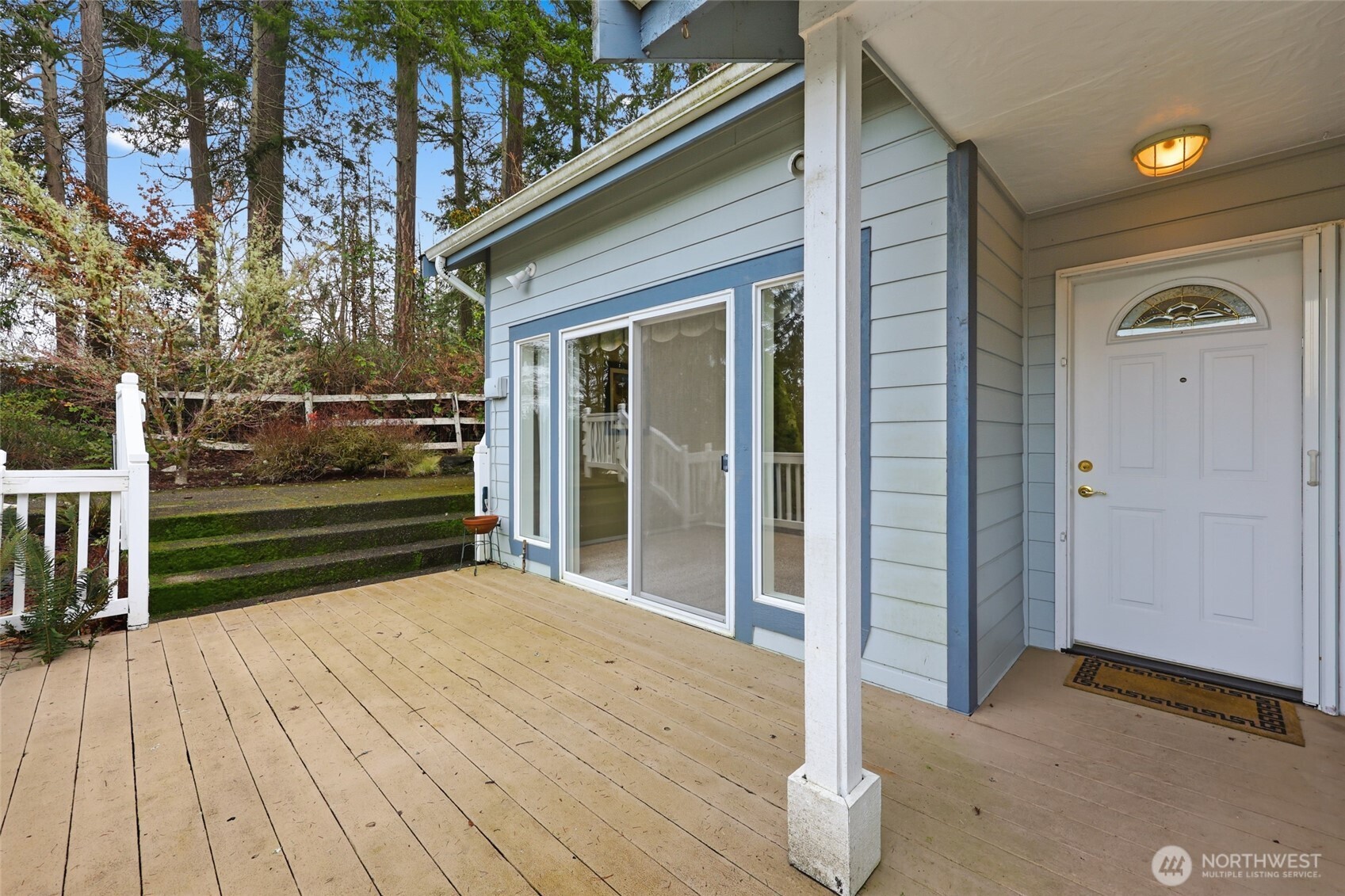 1083 5th Street Steilacoom, WA 98388 - Photo 22 of 39 a view of empty room with wooden floor and fence
