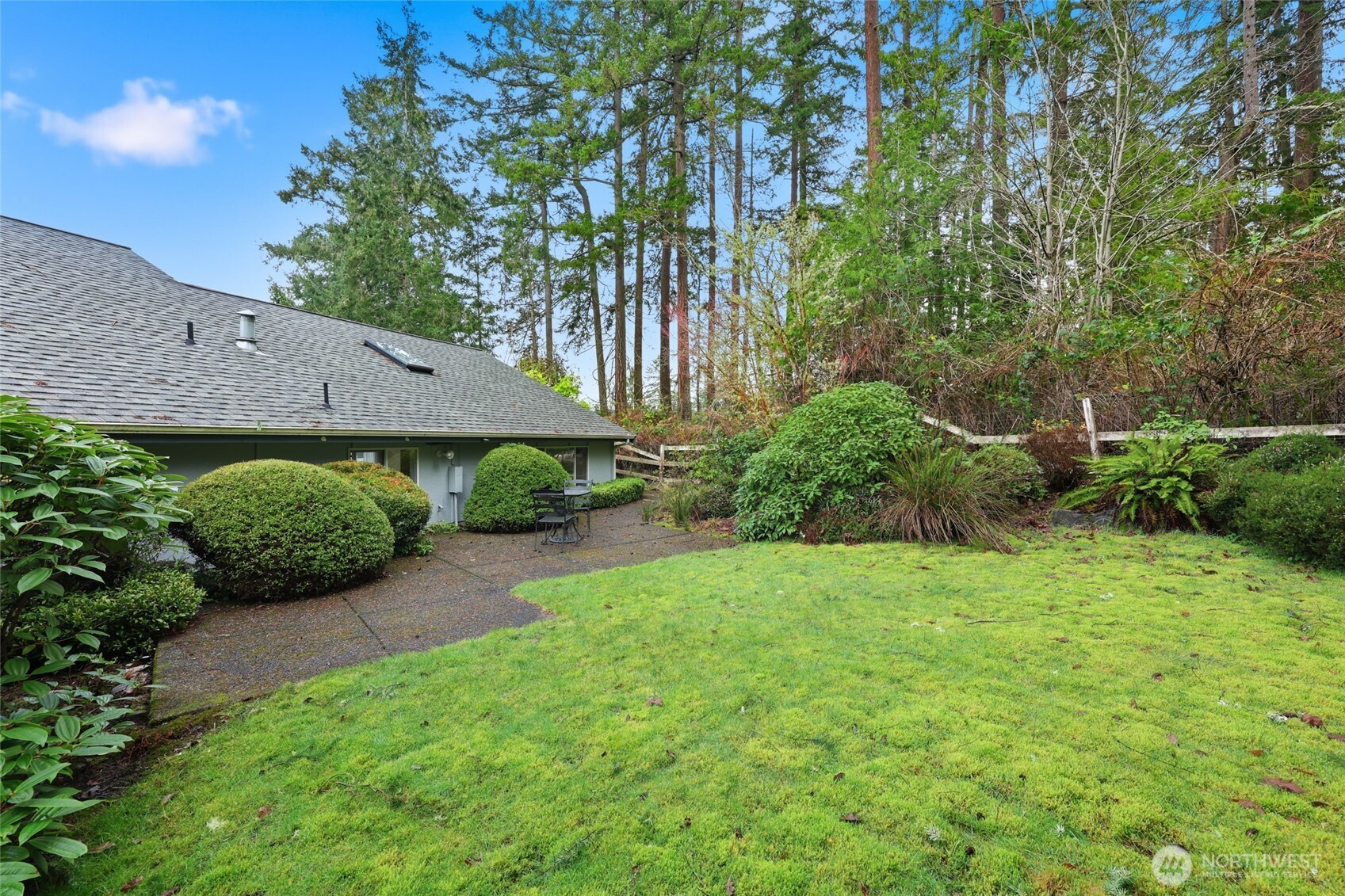 1083 5th Street Steilacoom, WA 98388 - Photo 29 of 39 a view of a back yard of the house