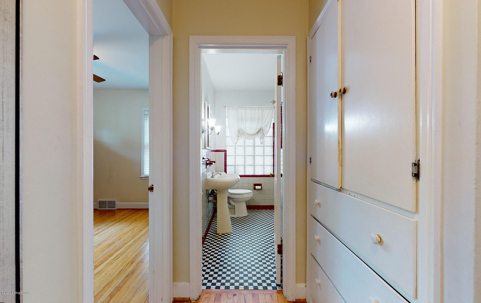 109 Hemingway Road Louisville, KY 40207 - Photo 24 of 64 109-Hemingway-Rd-0025