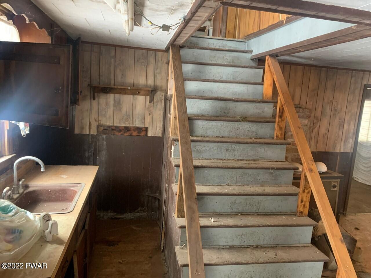 233 Cottrell Road Thompson, PA 18465 - Photo 15 of 15 staircase