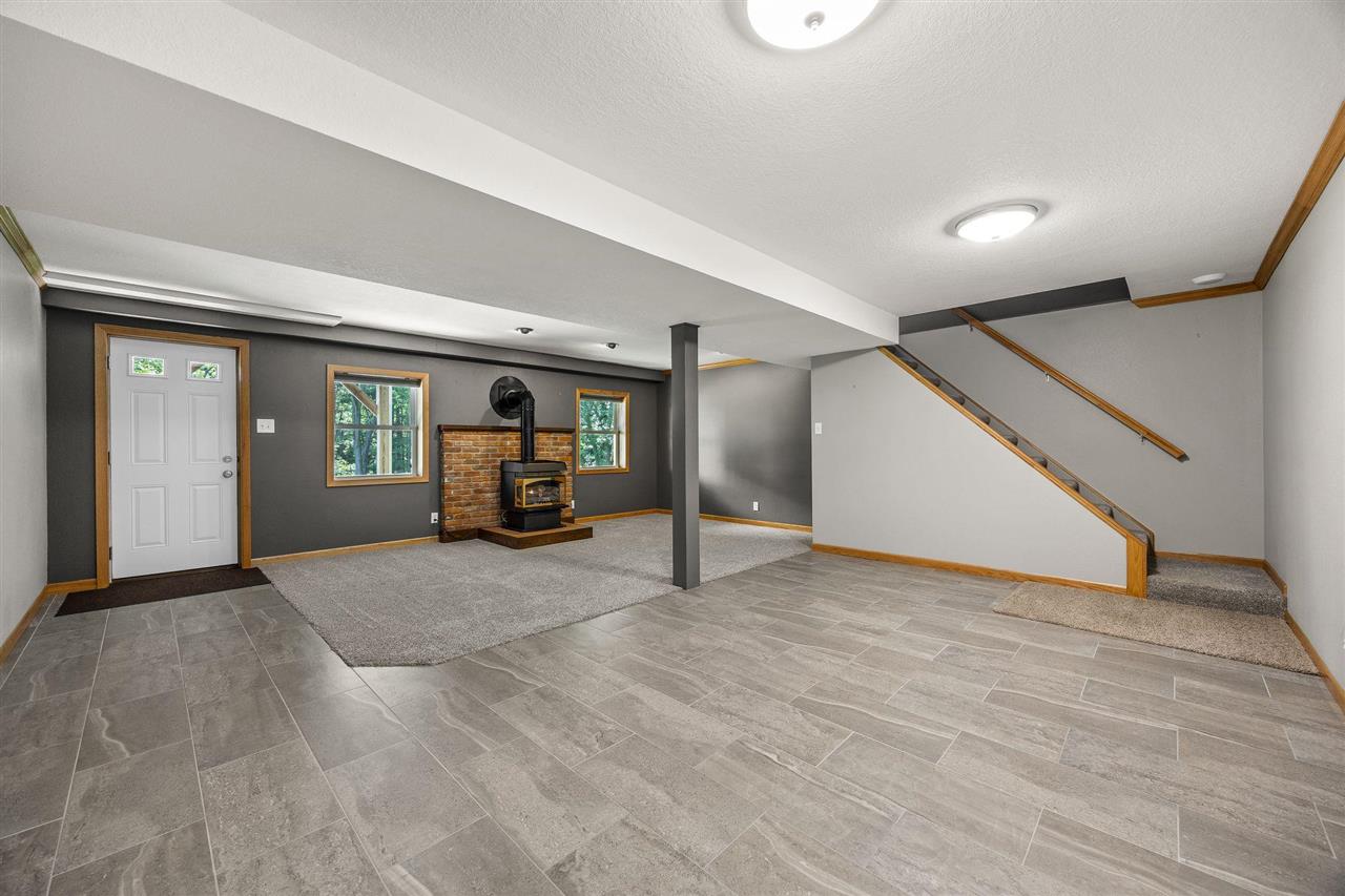 357 Spring Creek Road Mount Vernon, IA 52314 - Photo 20 of 48 Gallery Image 20