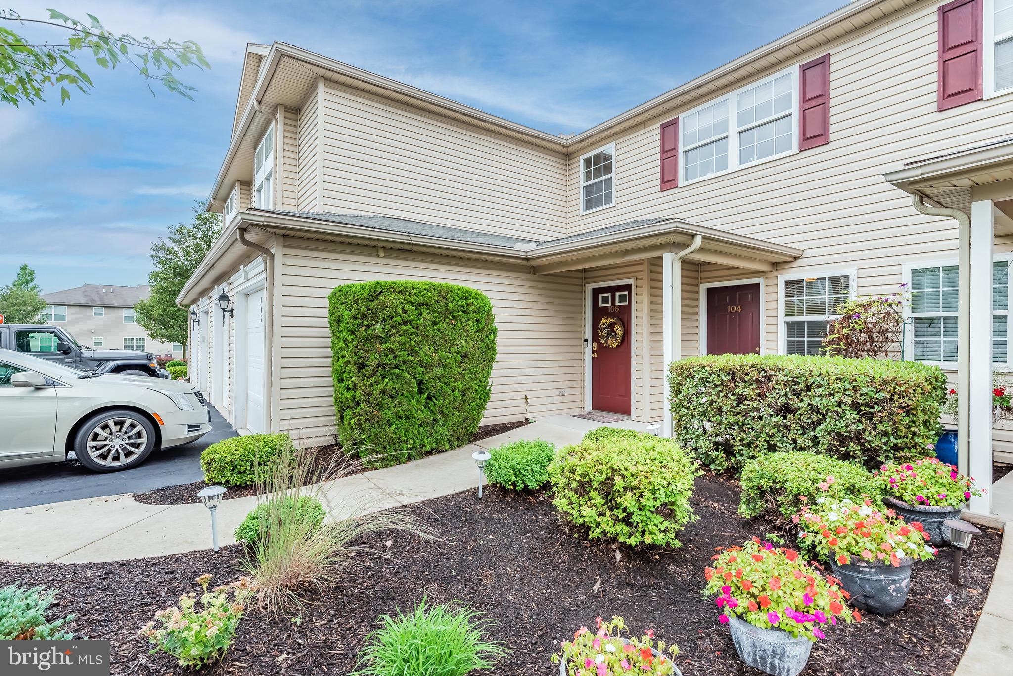 104 Sparrow Road Hummelstown, PA 17036 - Photo 2 of 44 Gallery Image 2
