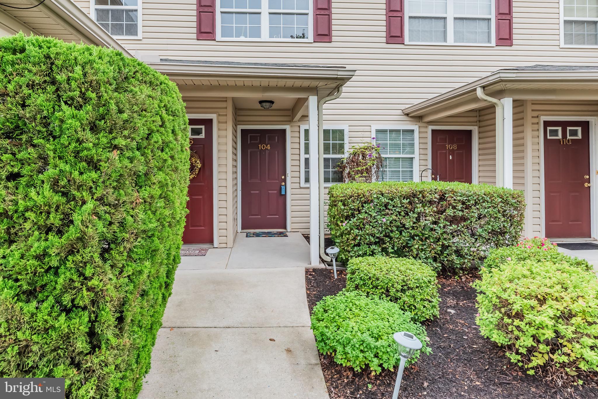 104 Sparrow Road Hummelstown, PA 17036 - Photo 3 of 44 Gallery Image 3