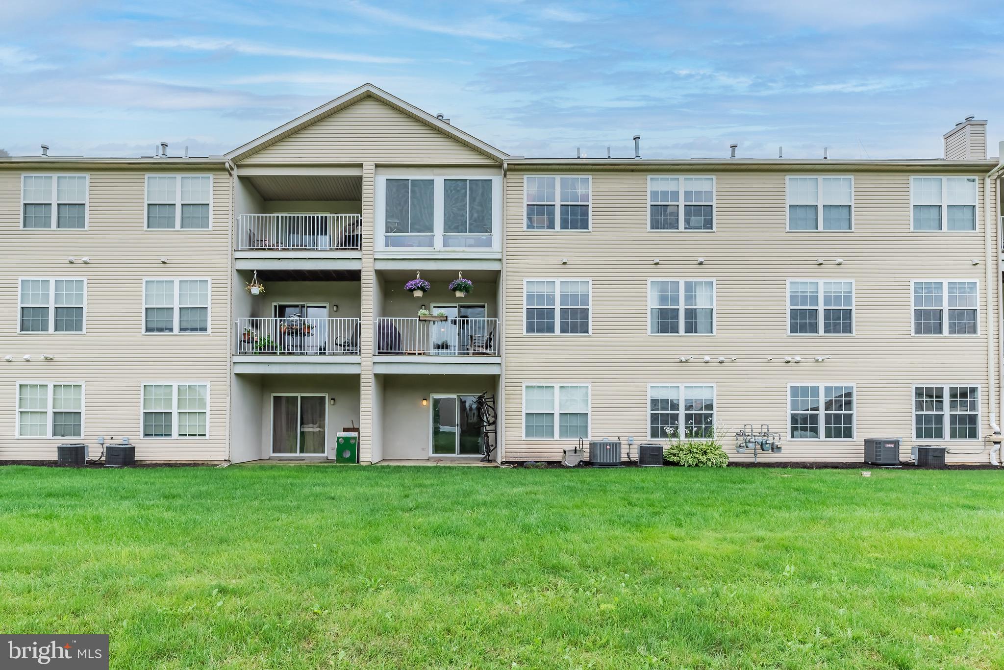 104 Sparrow Road Hummelstown, PA 17036 - Photo 30 of 44 Gallery Image 30