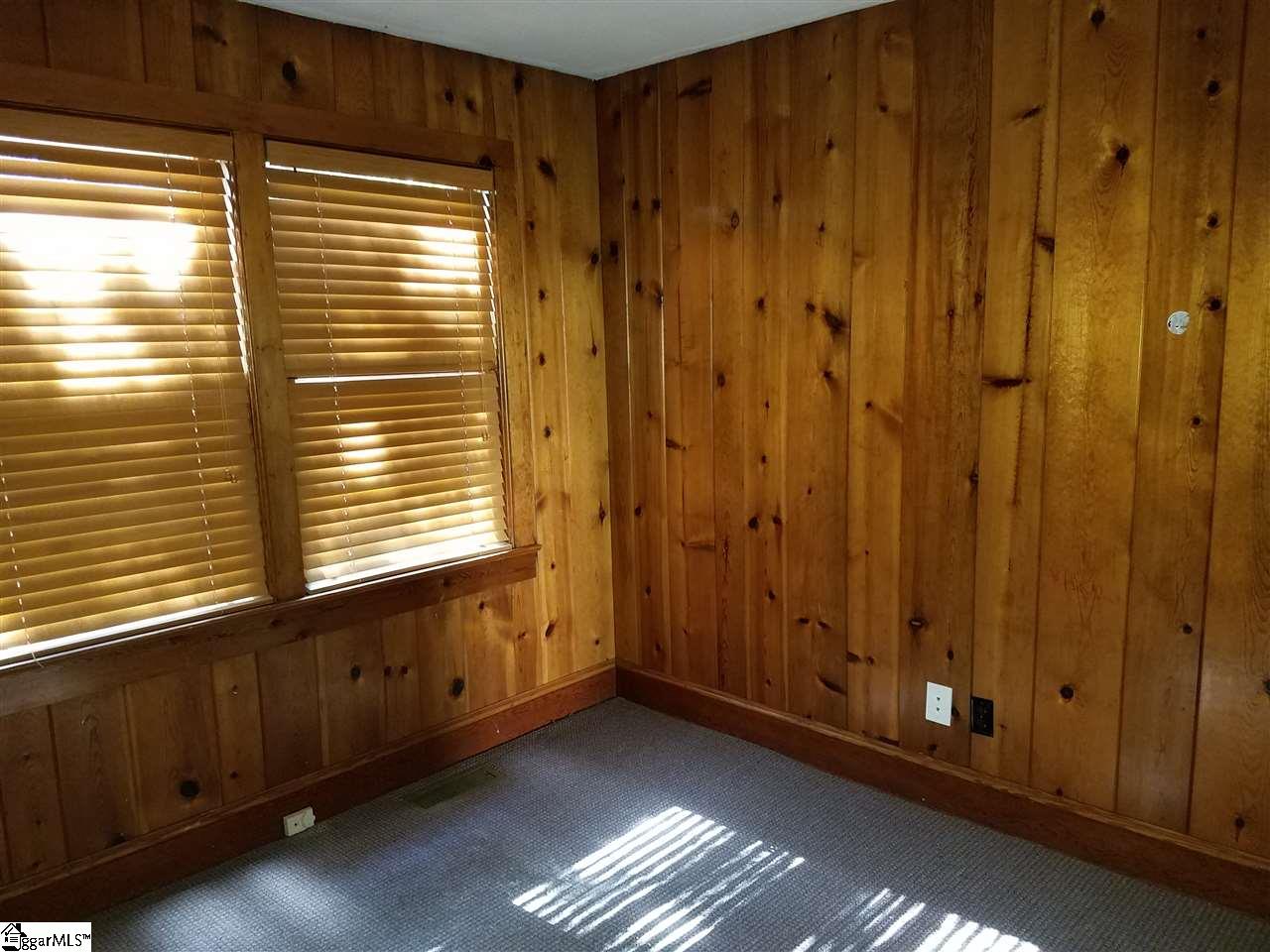 121 West Lee Road Taylors, SC 29687 - Photo 10 of 11 Gallery Image 10