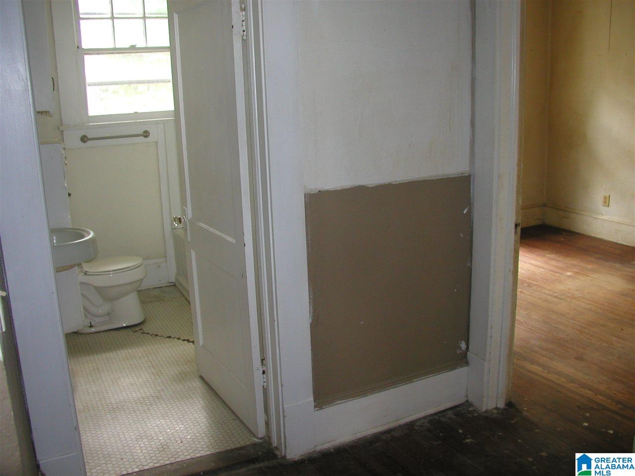 1920 Rocky Hollow Road Anniston, AL 36207 - Photo 8 of 10