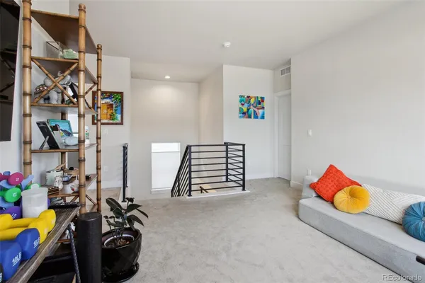 $3,800 | 2862 East 103rd Avenue, Thornton, CO 80229