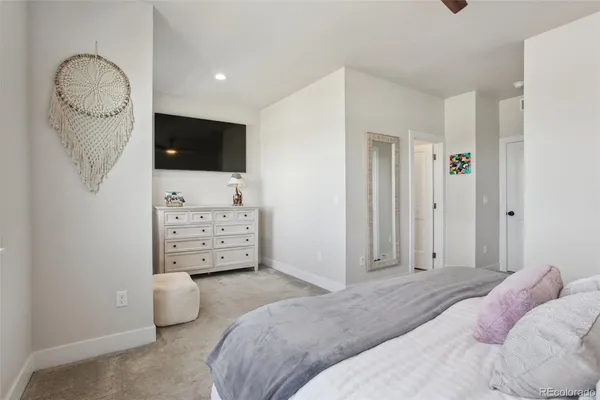 $3,800 | 2862 East 103rd Avenue, Thornton, CO 80229