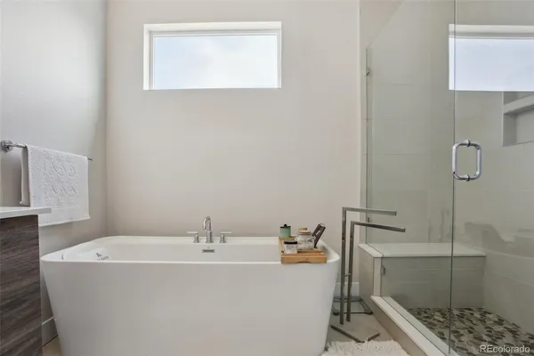 $3,800 | 2862 East 103rd Avenue, Thornton, CO 80229