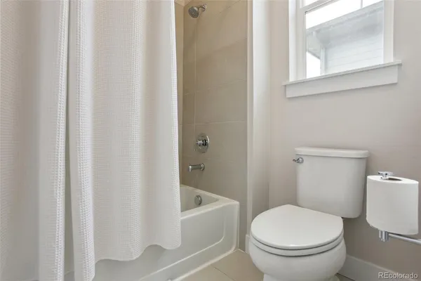 $3,800 | 2862 East 103rd Avenue, Thornton, CO 80229