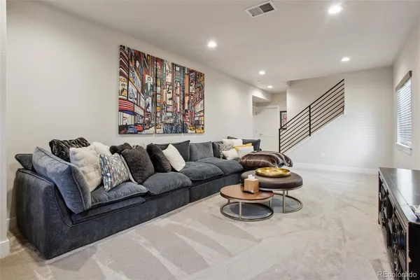 $3,800 | 2862 East 103rd Avenue, Thornton, CO 80229