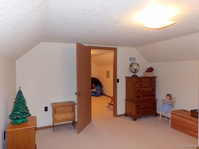 27880 Sibley Road Romulus, MI 48174 - Photo 51 of 62 102_3476.JPG
