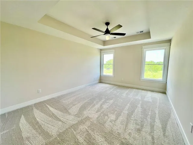 $541,900 | 1929 Longview Drive, Liberty, MO 64068